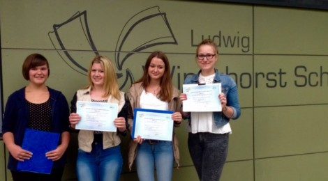 Glandorferinnen erhalten Französischdiplom